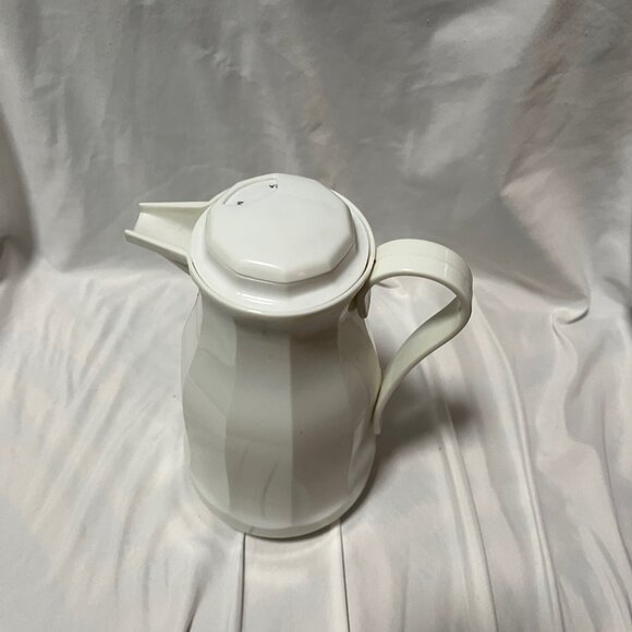 Carafe-2L insulated in white - Picture 2 of 11